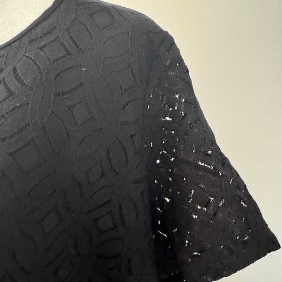 Black Short Sleeve Lace Tee - Picture 1 of 8